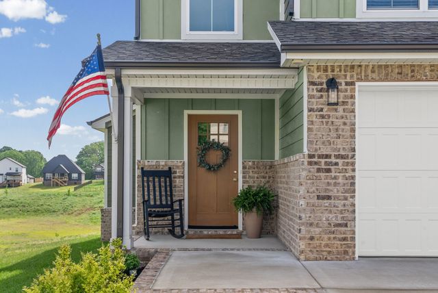 354 Frontier Dr, Clarksville, TN 37043