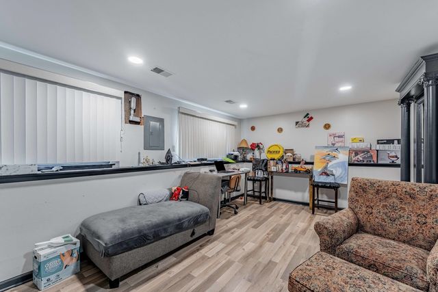 1032 Ashridge Lane, University Park, IL 60484