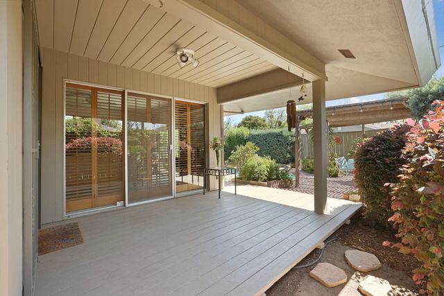 2406 Kenmore Ct, Modesto, CA 95350