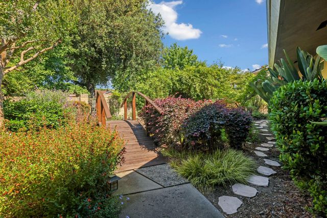 2406 Kenmore Ct, Modesto, CA 95350