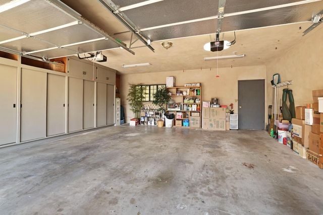 2406 Kenmore Ct, Modesto, CA 95350
