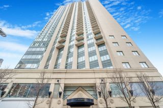 111 W Maple Street 1809, Chicago, IL 60610