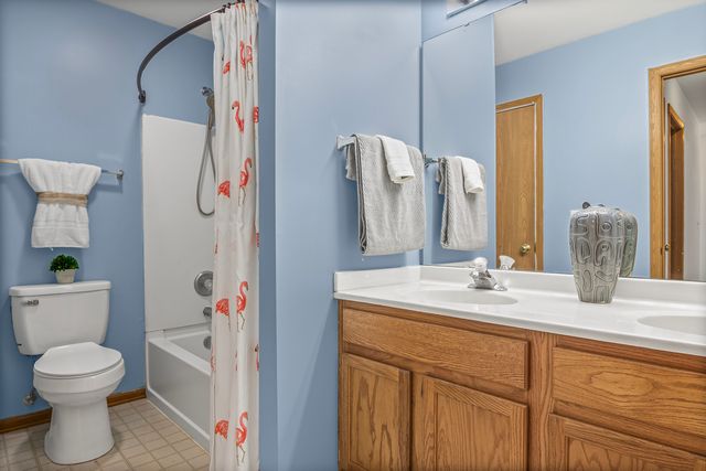 42 W Auburndale Avenue, Cortland, IL 60112