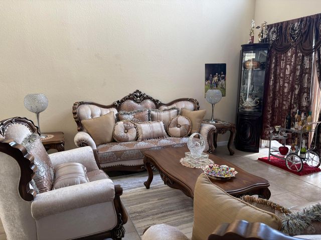 5719 Place Lake Drive, Fort Pierce, FL 34951