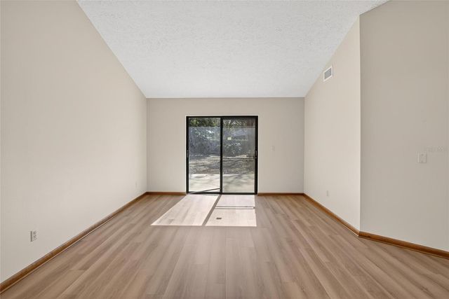 4207 SPRING WAY CIRCLE, Valrico, FL 33596