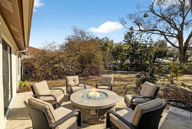 4207 SPRING WAY CIRCLE, Valrico, FL 33596