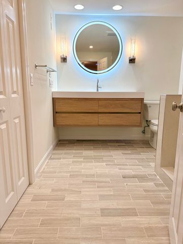 2 Tinys Way, Provincetown, MA 02657