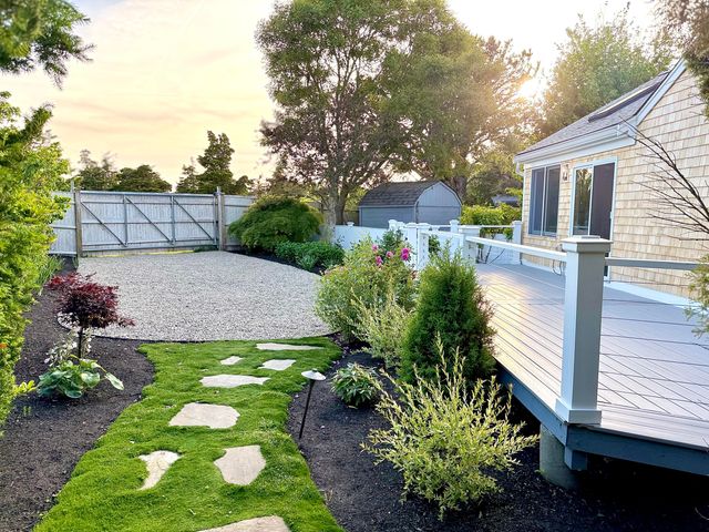 2 Tinys Way, Provincetown, MA 02657