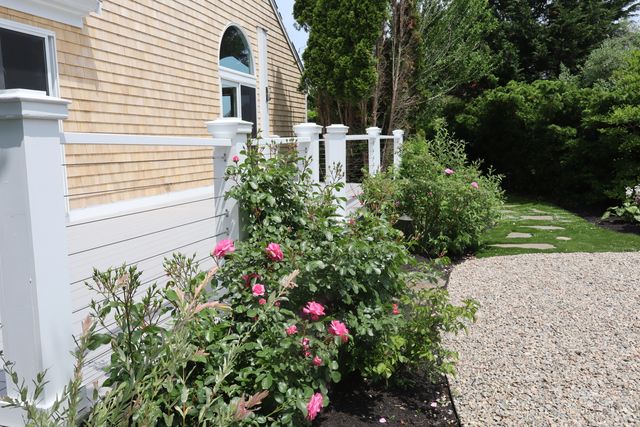 2 Tinys Way, Provincetown, MA 02657