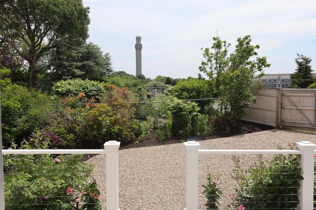 2 Tinys Way, Provincetown, MA 02657