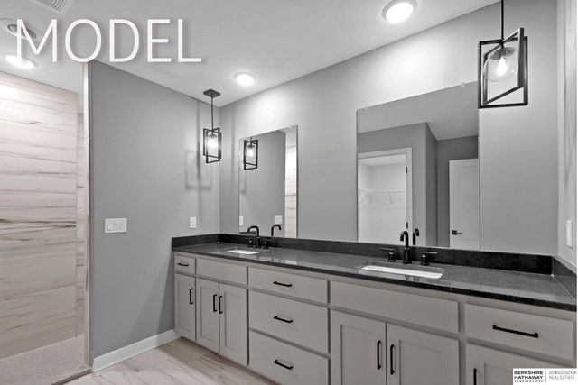 5419 N 190th Avenue, Elkhorn, NE 68022