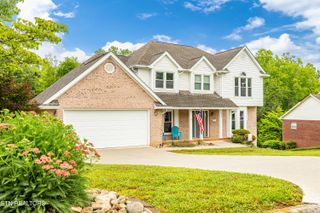 711 Oxford Hills Drive, Maryville, TN 37803