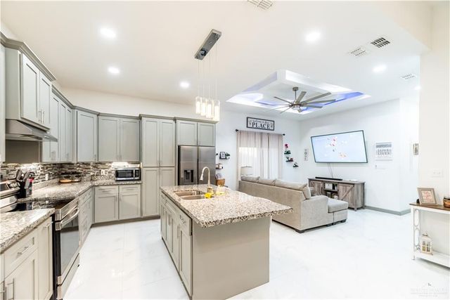 111 Easy Street, San Juan, TX 78589