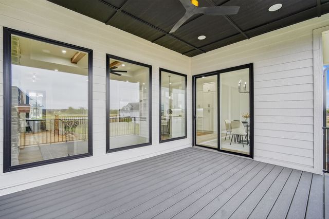 270 NW Montego Court, Waukee, IA 50263