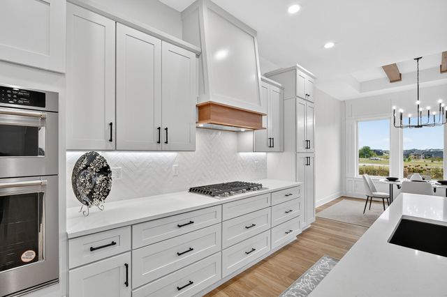 270 NW Montego Court, Waukee, IA 50263