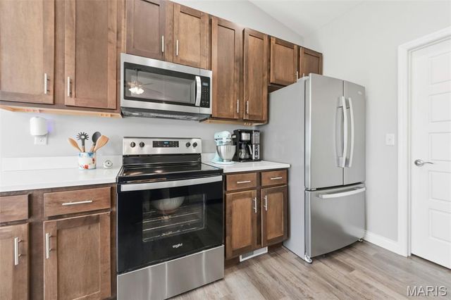 1100 Slapshot Drive, Foristell, MO 63348