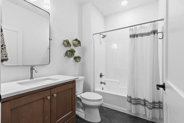 441 RIVERVIEW RIDGE PLACE, Combined Locks, WI 54113