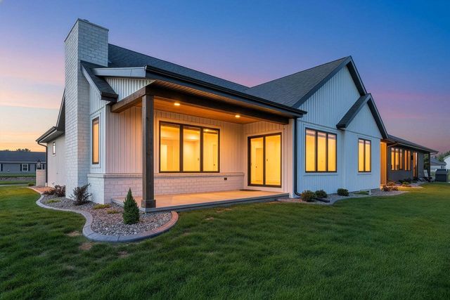 441 RIVERVIEW RIDGE PLACE, Combined Locks, WI 54113