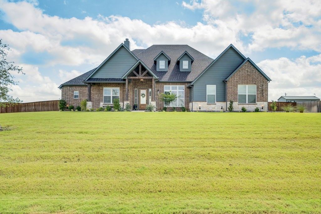 10630 Barleycorn Lane, Venus, TX 76084