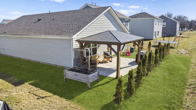 2412 Alberto Dr, Murfreesboro, TN 37127