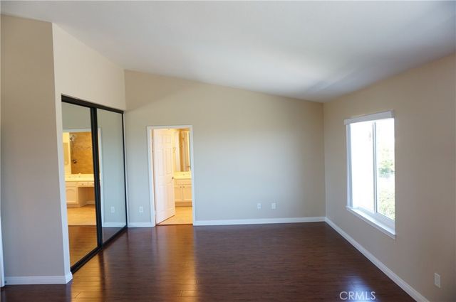 19584 Shadow Glen Circle, Porter Ranch, CA 91326