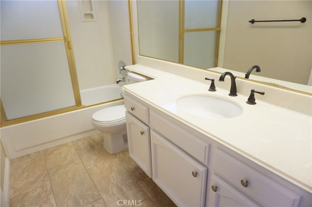 19584 Shadow Glen Circle, Porter Ranch, CA 91326