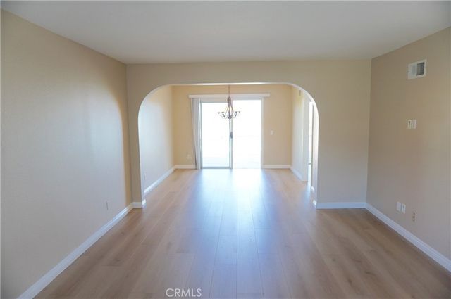 19584 Shadow Glen Circle, Porter Ranch, CA 91326