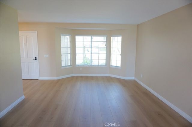 19584 Shadow Glen Circle, Porter Ranch, CA 91326