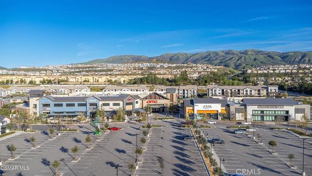 19584 Shadow Glen Circle, Porter Ranch, CA 91326