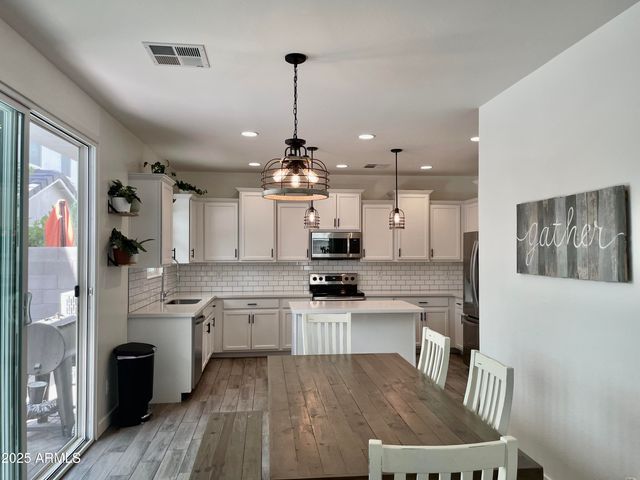 5549 S DILLON --, Mesa, AZ 85212