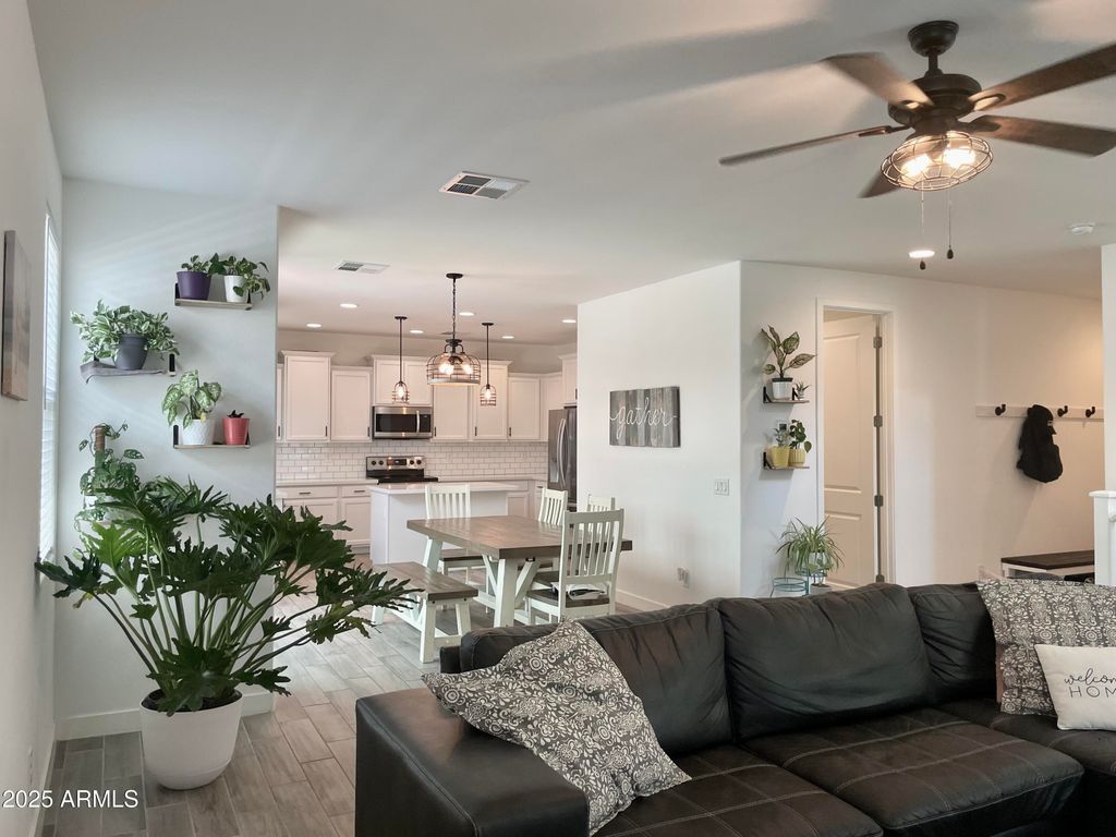 5549 S DILLON --, Mesa, AZ 85212