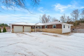 59445 S Lagrave Street, Antwerp Twp, MI 49079