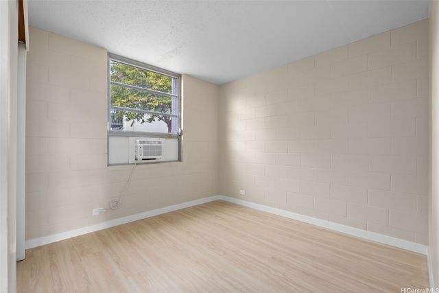 98 1030 Moanalua Road 5-201, Aiea, HI 96701