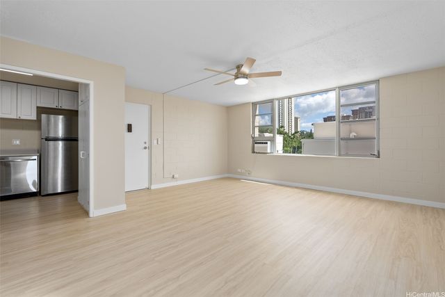 98 1030 Moanalua Road 5-201, Aiea, HI 96701