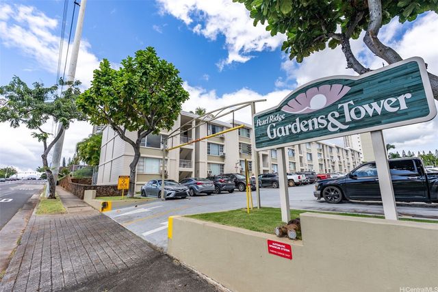 98 1030 Moanalua Road 5-201, Aiea, HI 96701