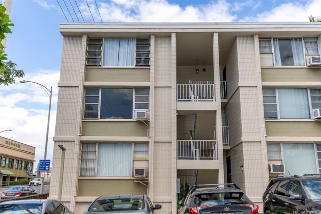 98 1030 Moanalua Road 5-201, Aiea, HI 96701