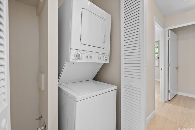 98 1030 Moanalua Road 5-201, Aiea, HI 96701