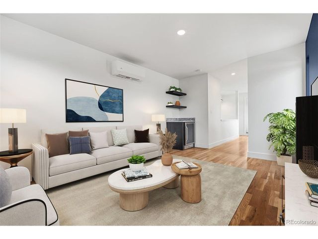3207 S Sherman St, Englewood, CO 80113