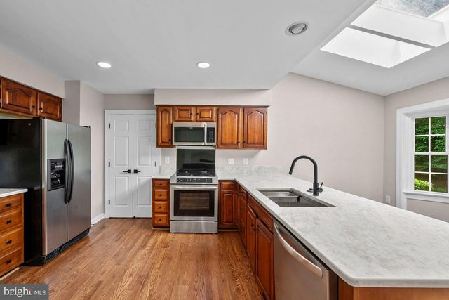 3272 HISTORY DR, Oakton, VA 22124