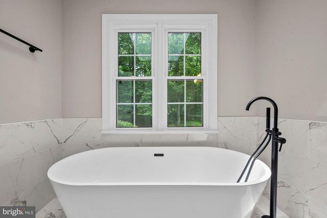 3272 HISTORY DR, Oakton, VA 22124
