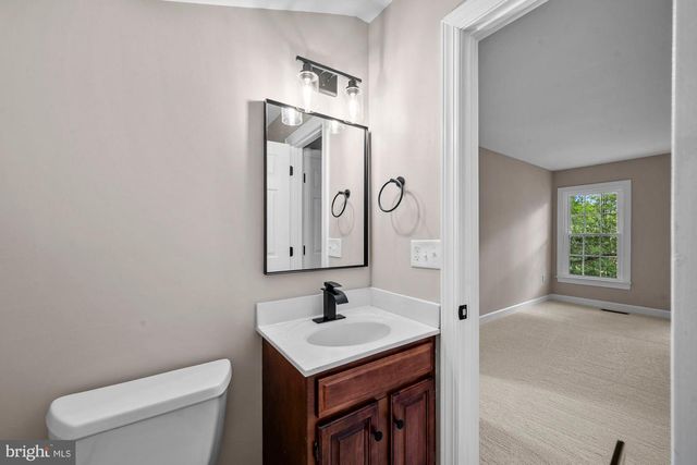 3272 HISTORY DR, Oakton, VA 22124