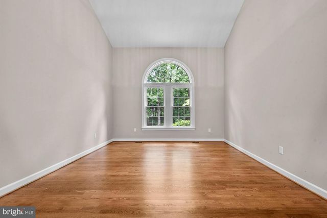 3272 HISTORY DR, Oakton, VA 22124