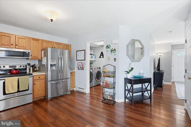 1145 PROGRESS RD, Chambersburg, PA 17201