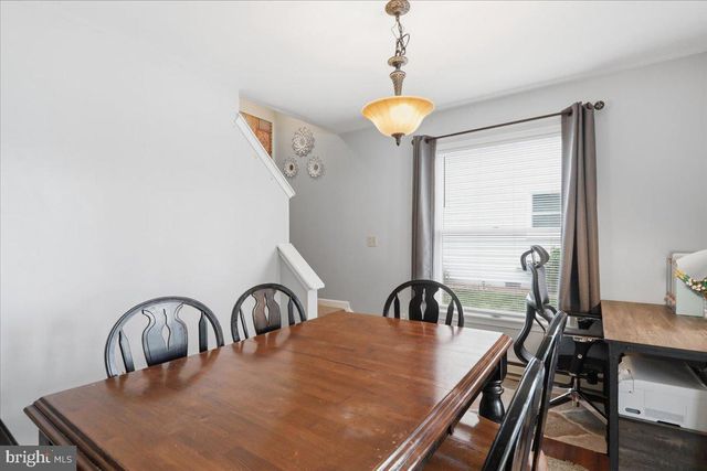 1145 PROGRESS RD, Chambersburg, PA 17201
