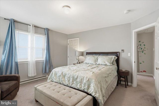 1145 PROGRESS RD, Chambersburg, PA 17201