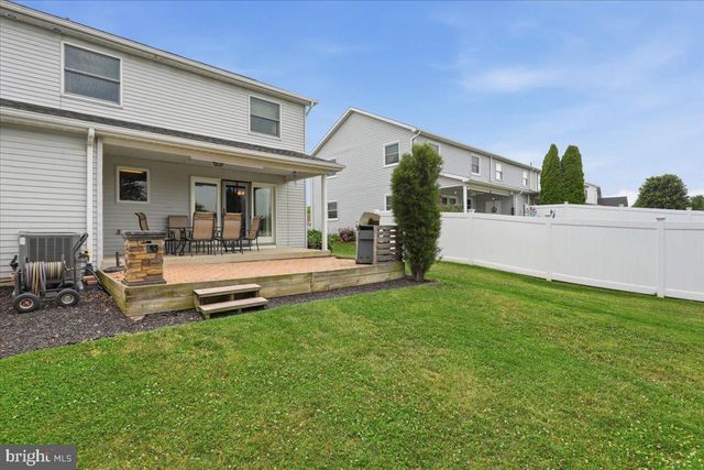 1145 PROGRESS RD, Chambersburg, PA 17201