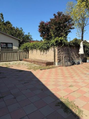 1225 Richard Place, Hayward, CA 94541