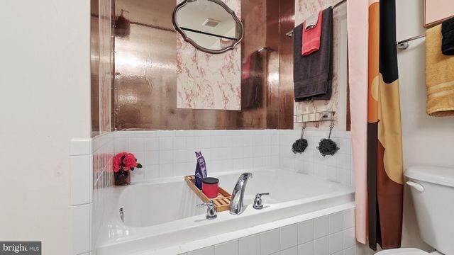 18249 ROY CROFT DR, Hagerstown, MD 21740