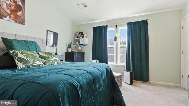 18249 ROY CROFT DR, Hagerstown, MD 21740