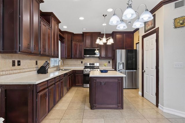 4424 Winje Dr, Antelope, CA 95843